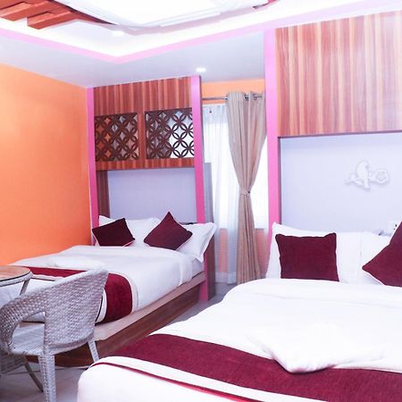 Om Tandoori Hotel Kathmandu Luaran gambar