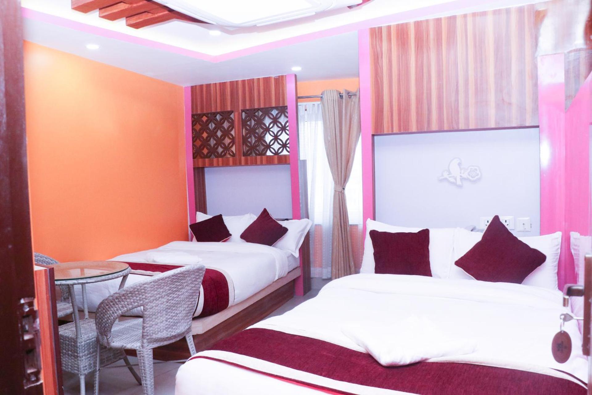 Om Tandoori Hotel Kathmandu Luaran gambar